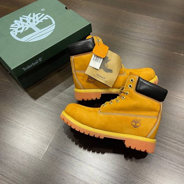 PREMIUM TIMBERLAND