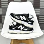 NEW BALANCE 9060 “BLACK/WHITE