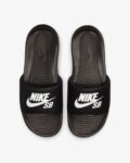 NIKE VICTORI ONE SLIDES