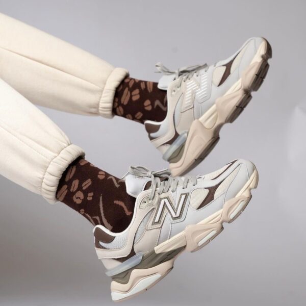 NEW BALANCE 9060 NEUTRAL BEIGE