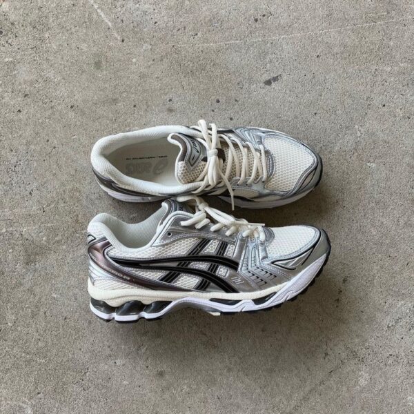 ASICS GEL-KAYANO 14