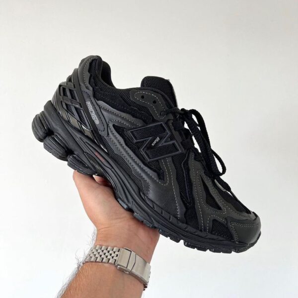 NEW BALANCE 1906D