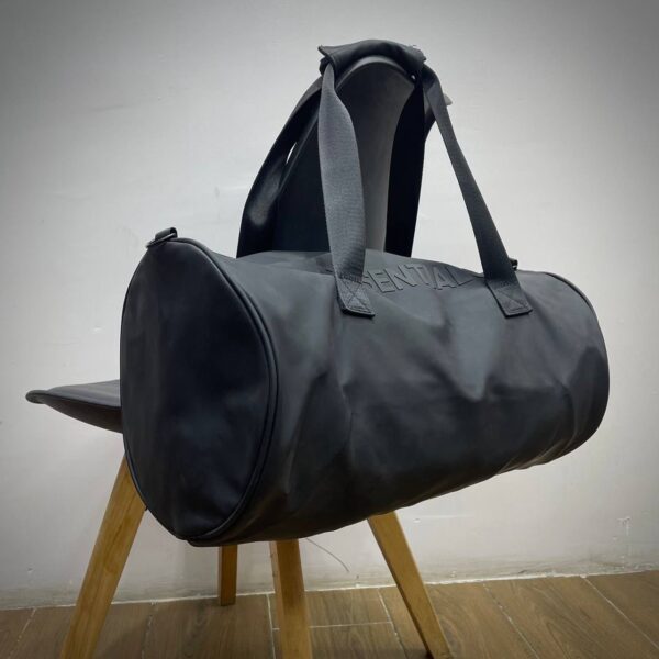 ESSENTIAL DUFFLE BAG