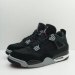 AIR JORDAN 4