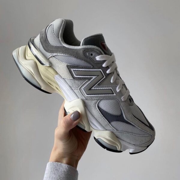NEW BALANCE 9060