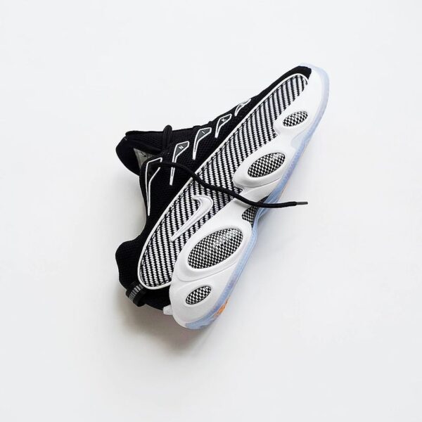 DRAKE x NIKE NOCTA GLIDE