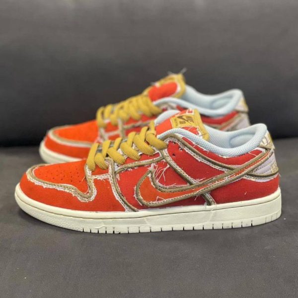 NIKE SB DUNK LOW PREMIUM PASTORAL PRINT