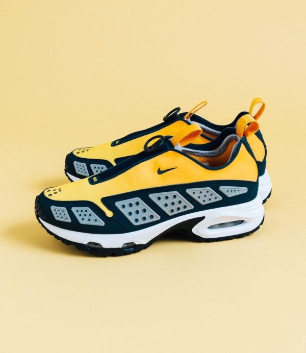 Nike Air Max Sunder Canyon Gold