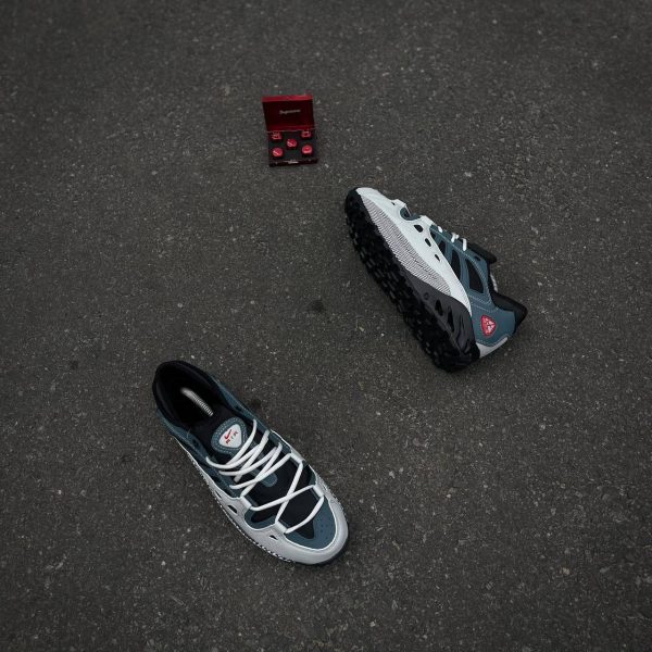 Nike ACG Air Exploraid - Ash Green / Black / Neutral Grey