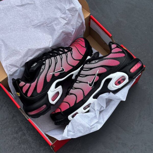 AIR MAX PLUS TN PINK FOAM