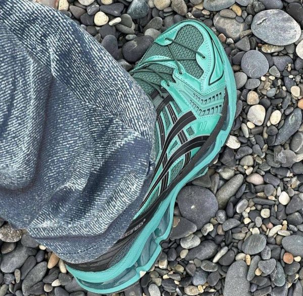 The ASICS X Unaffected Gel-kayano 14 Bottle-Green