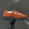 The CIRCLE CAGE Mountain Derby Shoe