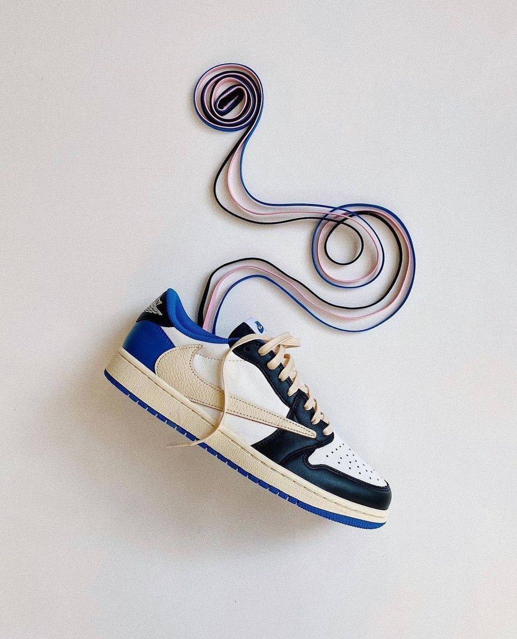 NIKE AIR JORDAN 1 LOW CACTUS