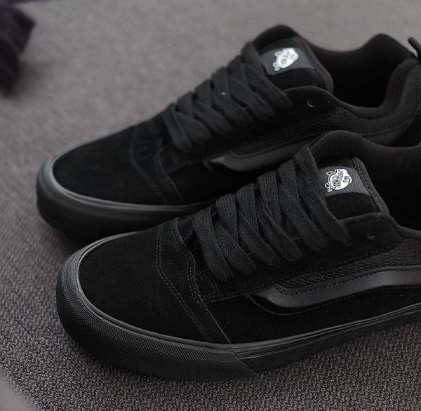 VANS KNU SKOOL “TRIPLE BLACK”