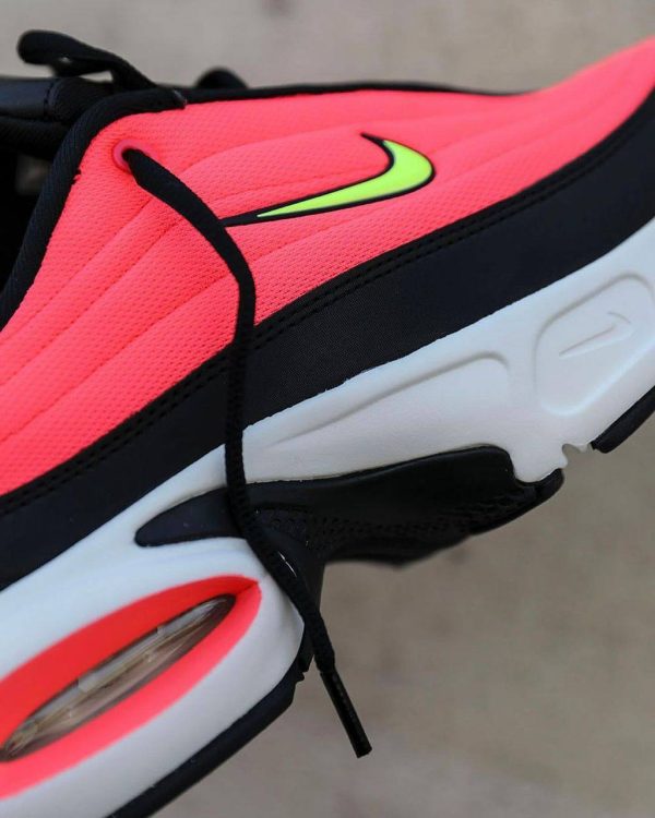 NIKE AIR MAX PORTAL TRAINERS ”BLACK VOLT