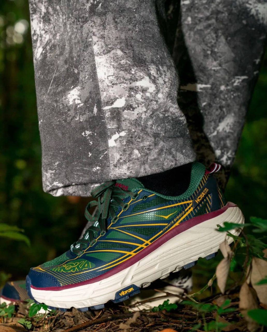 HOKA Mafate Speed 2 "Mountain View - Dark Green/Maroon/Yellow