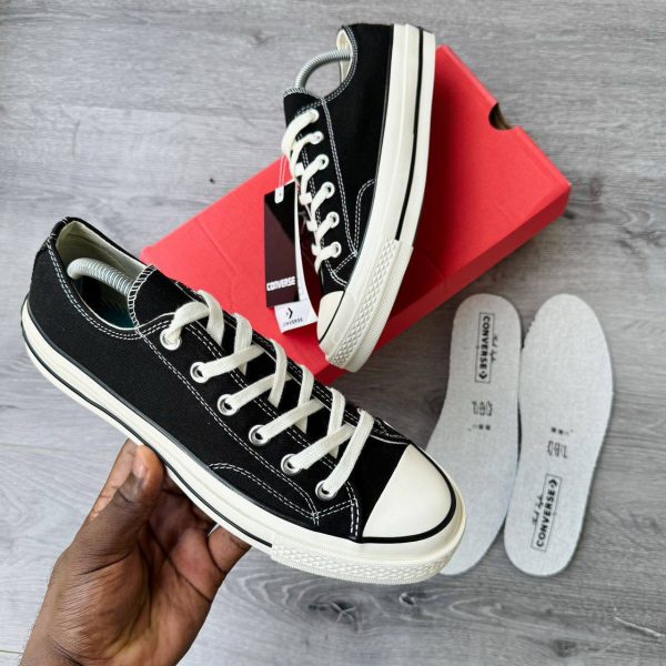 CONVERSE CHUKS TAYLOR ALL STARS - LOW