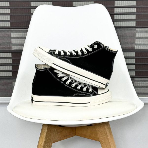 CONVERSE CHUKS TAYLOR ALL STARS HIGH