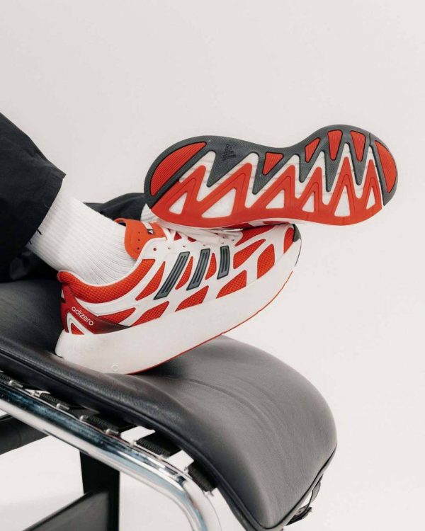 ADIDAS ADIZERO HERITAGE URUKU