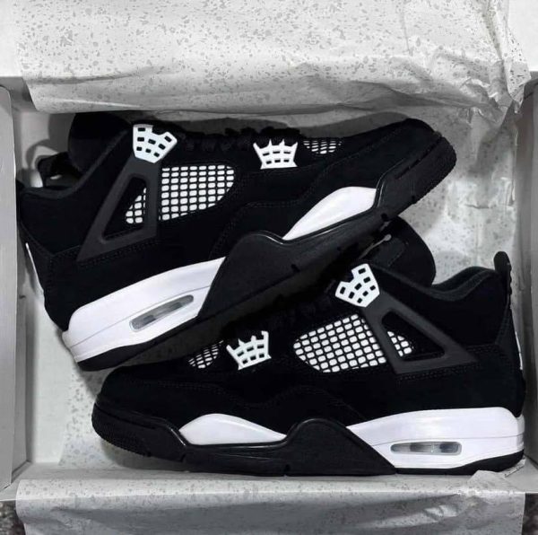 AIR JORDAN IV RETRO WHITE THUNDER