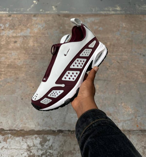 Nike Air Max SNDR Night Maroon Photon Dust
