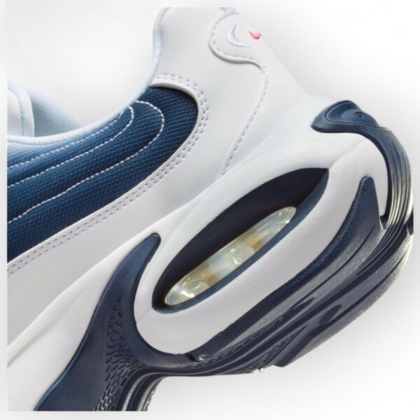 NIKE AIRMAX PORTAL CRIMSON