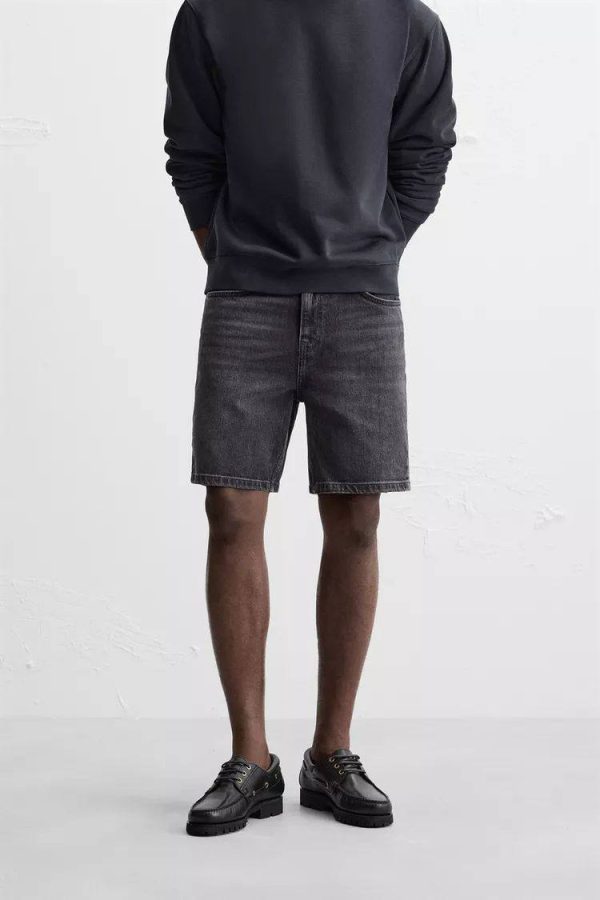 REGULAR FIT DENIM BERMUDA SHORTS