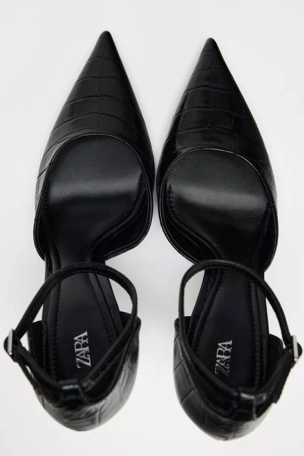 HEELED SHOE WITH ANKLE STRAP