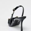 BUCKLE STRAP HEELS