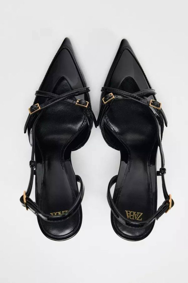 BUCKLE STRAP HEELS