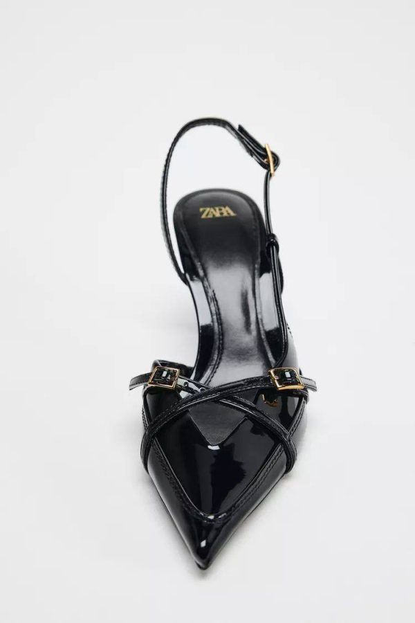 BUCKLE STRAP HEELS