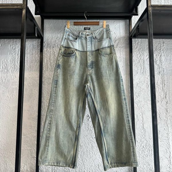 Cut-up Baggy Jeans