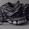 NEW BALANCE 1906A "BLACK METALLIC"