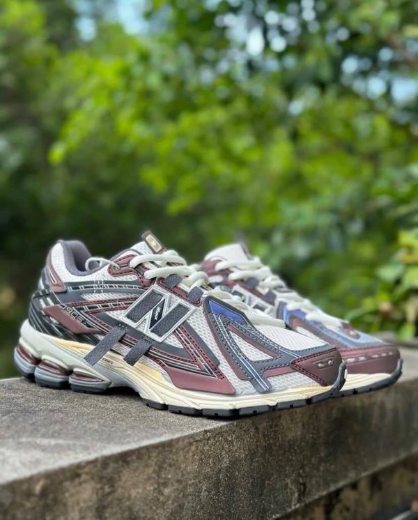 NEW BALANCE  1906A  "BURGUNDY" GREY