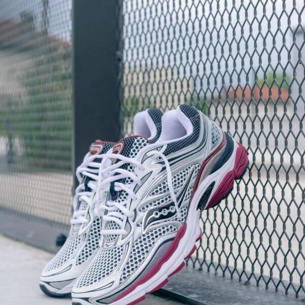 SAUCONY PRO GRID OMNI 9