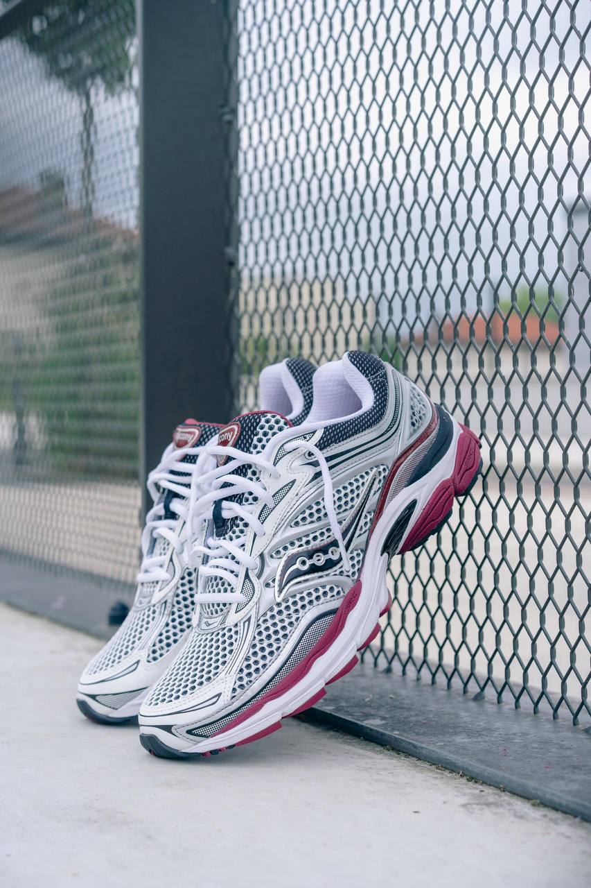 SAUCONY PRO GRID OMNI 9