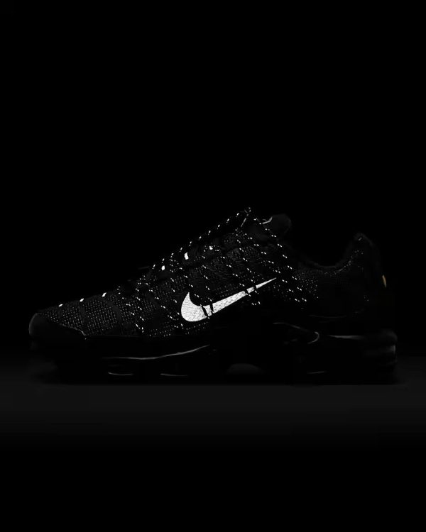 NIKE AIR MAX PLUS UTILITY