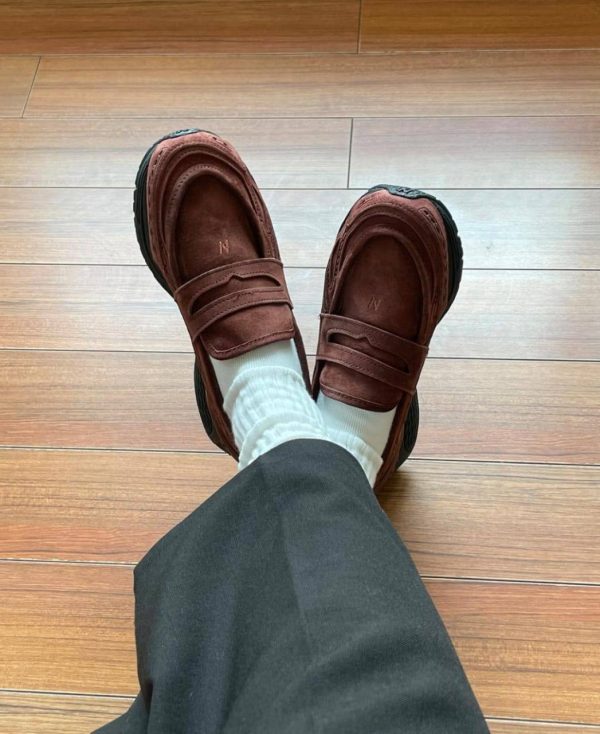 NEW BALANCE 1906L