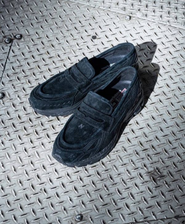 NEW BALANCE 1906L