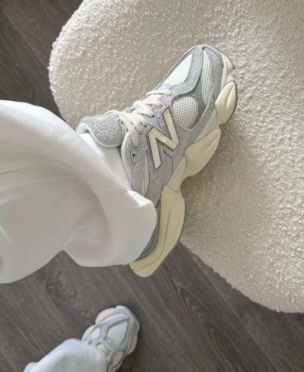 NEW BALANCE 9060