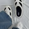 The keen shanti clogs