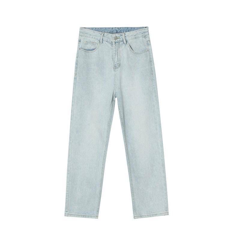 Relaxed Straight Jeans