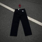 Relaxed Straight Jeans