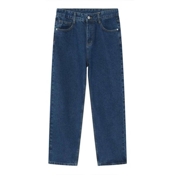 Relaxed Straight Jeans