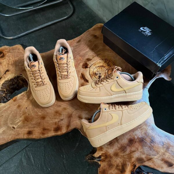 THE NIKE AIR FORCE 1 LOW '07 WB FLAX