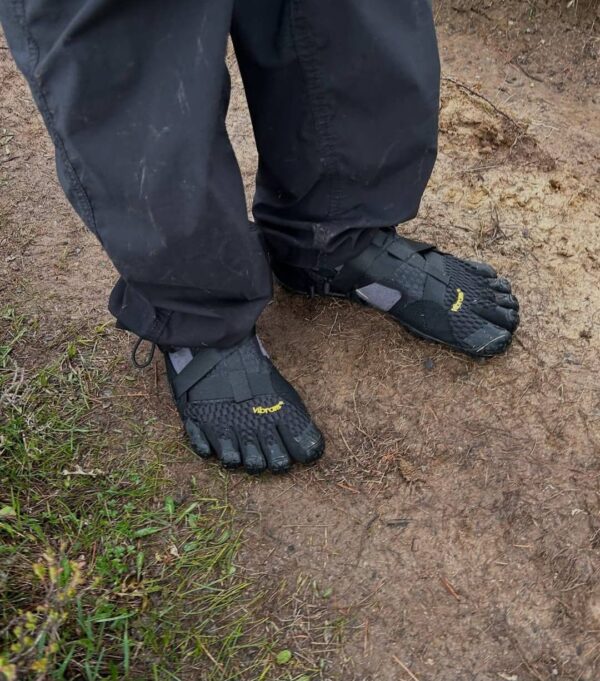 VIBRAMS FIVE FINGERS  BREEZANDAL  BY SUICOKE