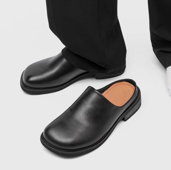 The Close Toe Slingback Casual Mule Shoe