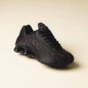 NIKE SHOX R4 “TRIPLE BLACK”