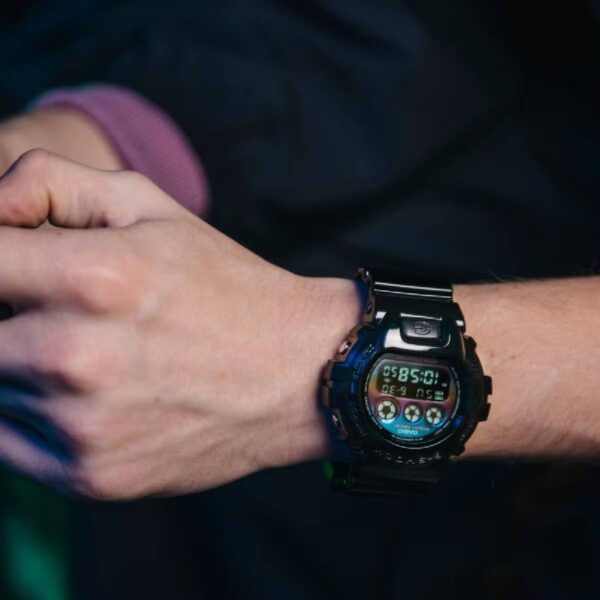 G SHOCK DW-6900RGB-1