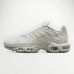 NIKE AIR MAX PLUS PREMIUM WHITE